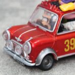 Figura Buu con Auto