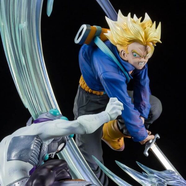 Figura Freezer Trunks